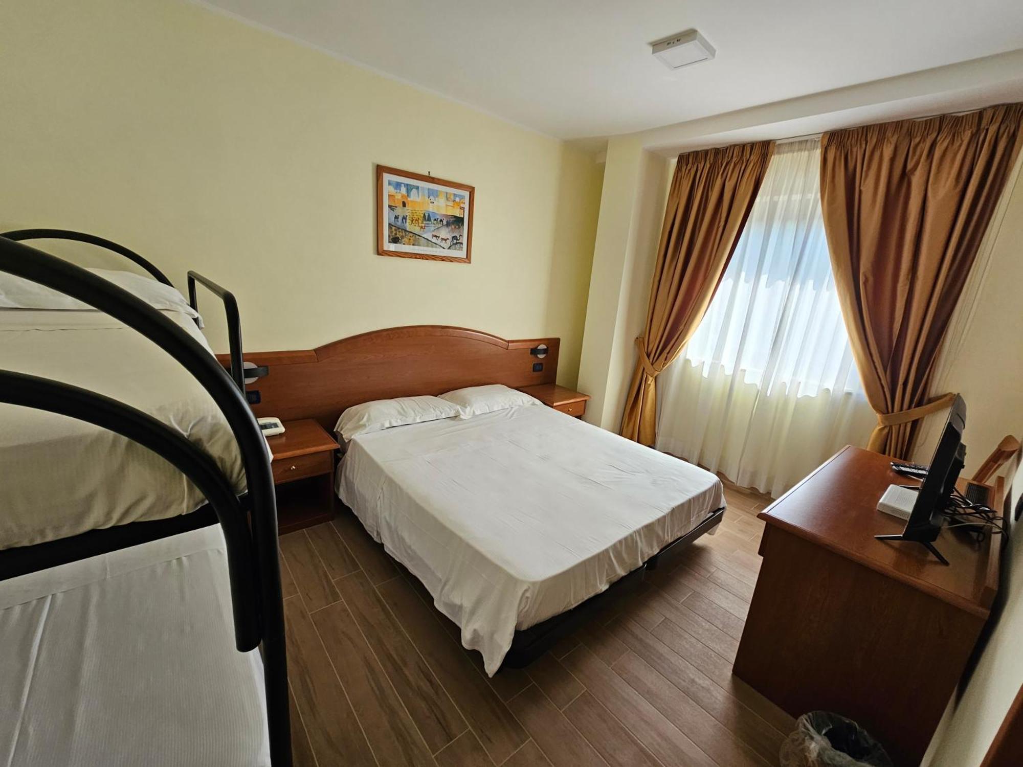 Hotel Dimora Adriana Тіволі Екстер'єр фото